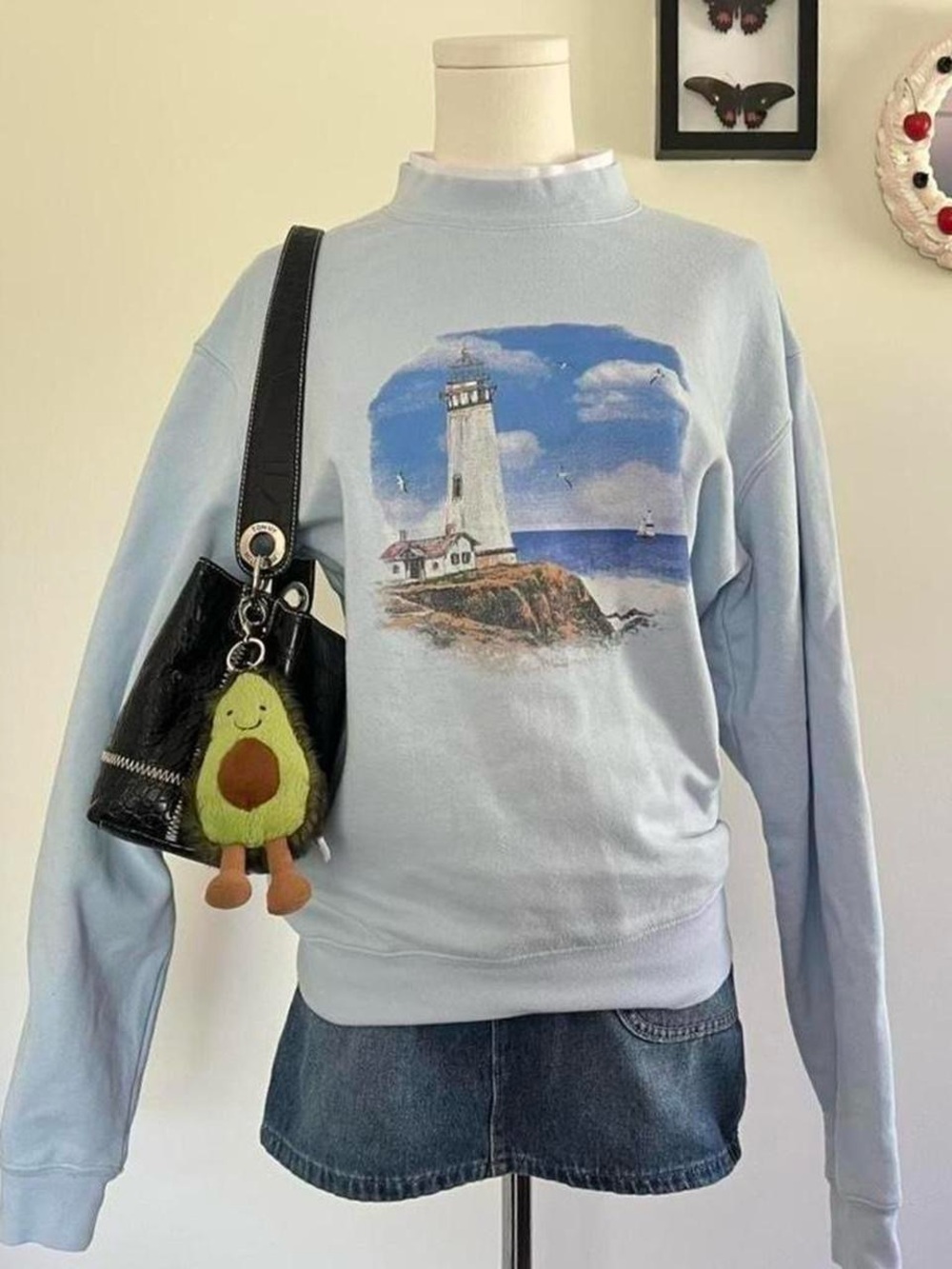 Vintage Coastal Lighthouse Graphic Crewneck Sweater - Light Blue